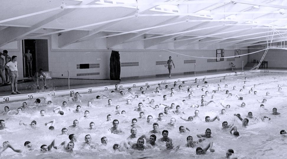 BowmanGrayMemorialPool_973