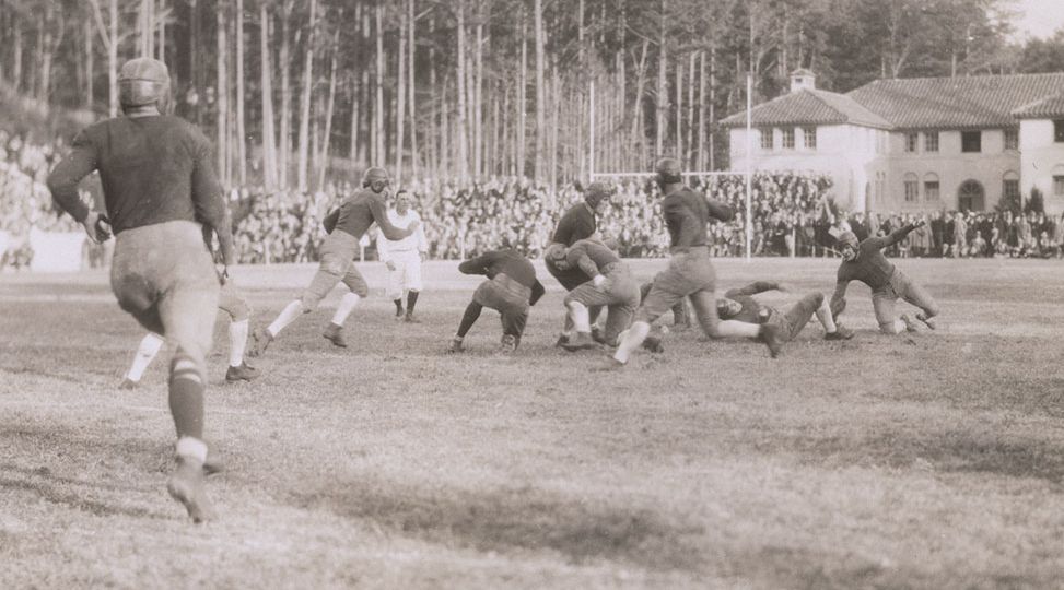 Football_973